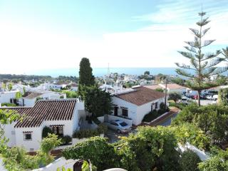 VILLA LOS OLIVOS: VILLA 2 DORMITORIOS para comprar en NERJA VILLAS CAPISTRANO.
