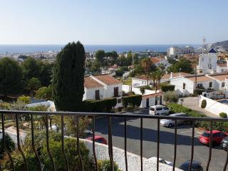 VILLA LIMONEROS: 4 BEDROOM VILLA for rent in NERJA VILLAS CAPISTRANO.